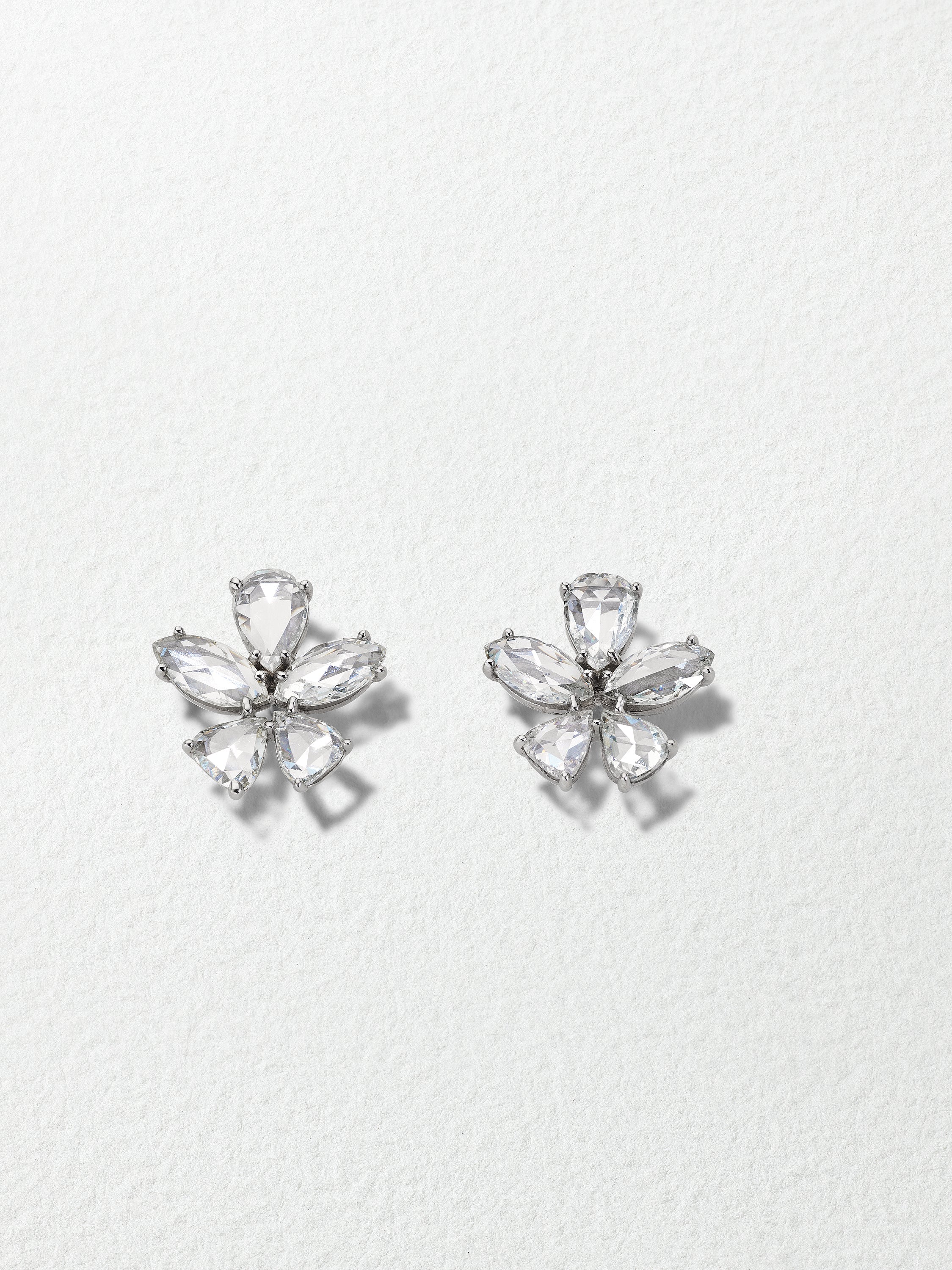 TIFFANY 18K Yellow Gold Diamond Small Open Flower Earrings 1340065 |  FASHIONPHILE