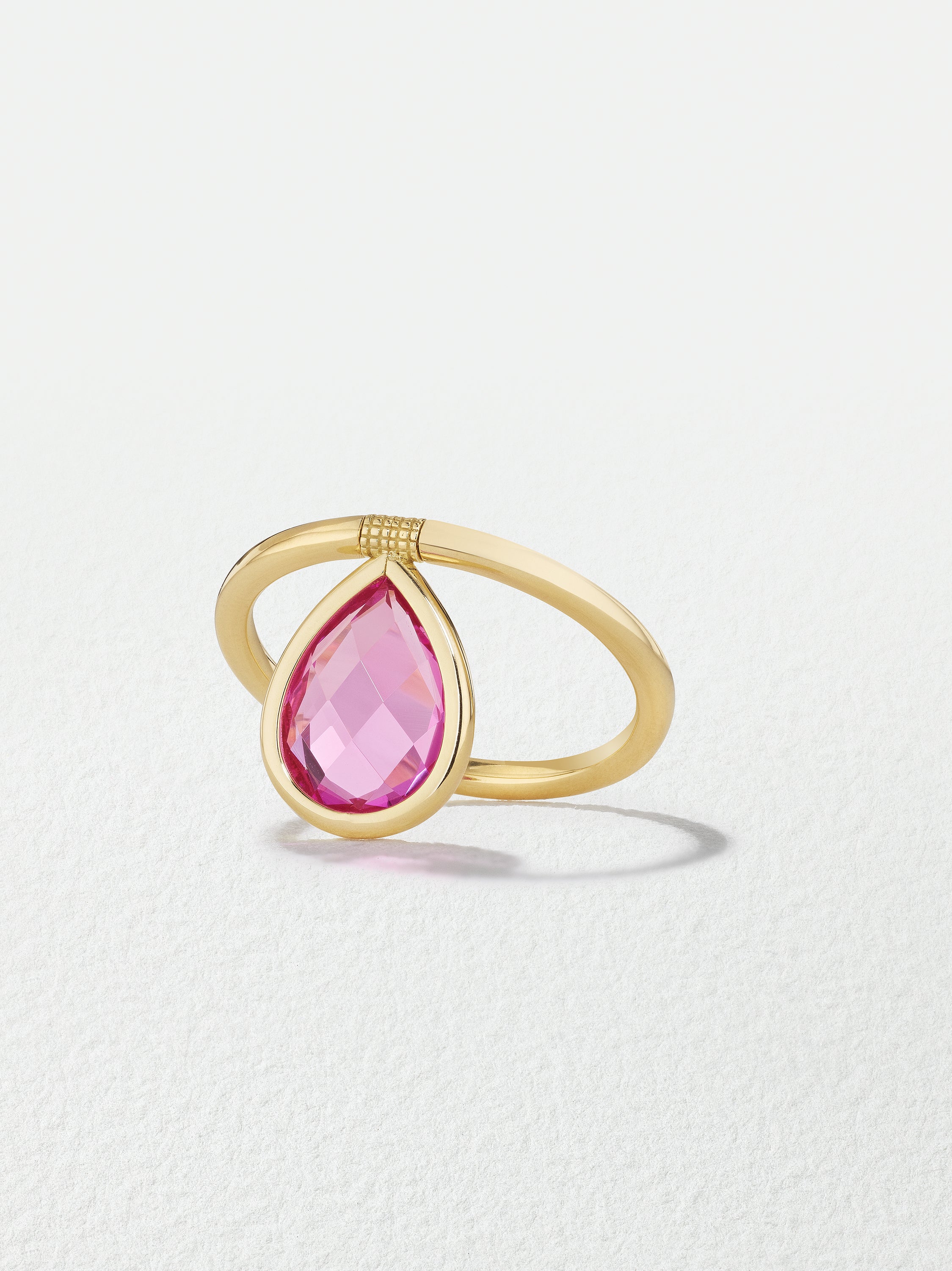 18K Yellow Gold Medium Bright Pink Topaz Calla Flip Ring