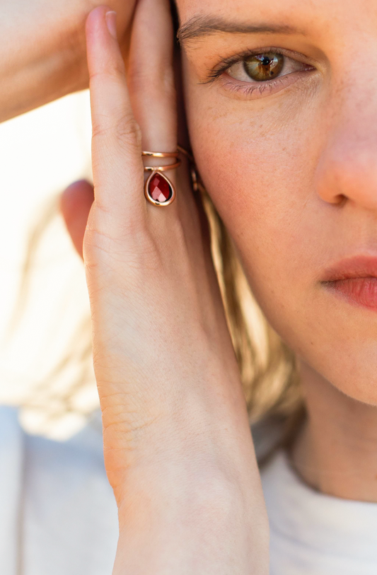 18K Rose Gold Garnet Mini Calla Flip Ring